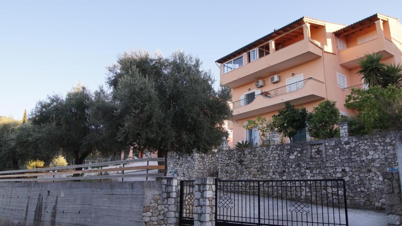 Corfu Luxury Apartment, Tranquility, Mountain & Sea Views Agios Gordios  Luaran gambar